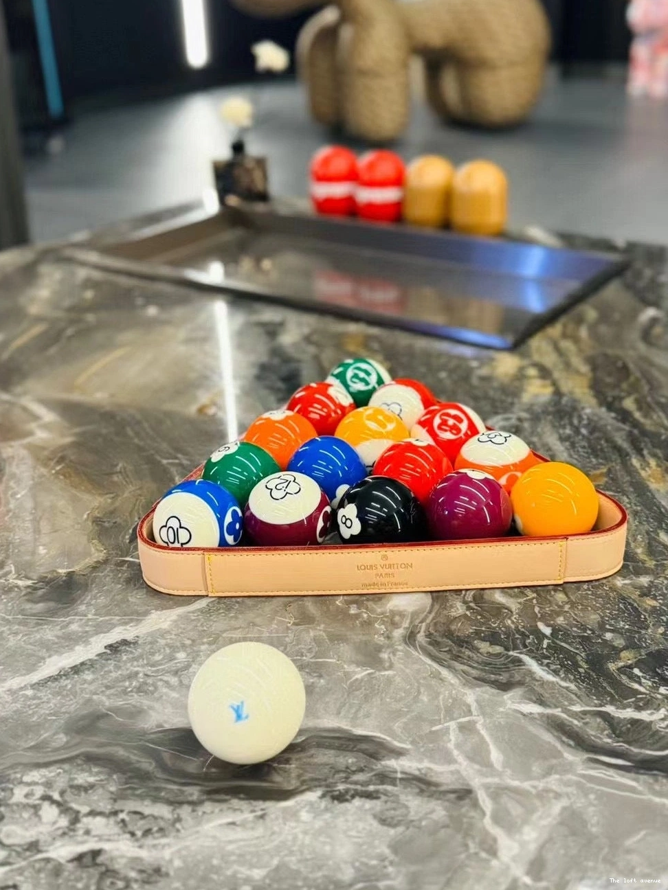 POOL LV SET TABLE 0807